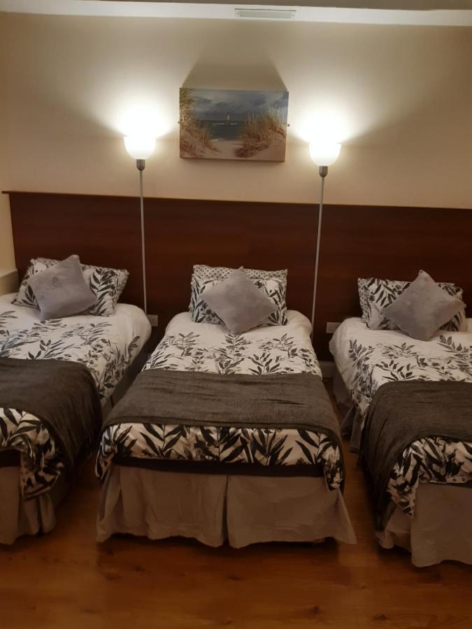 24 Beds In Carrick On Shannon エクステリア 写真