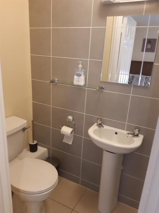 24 Beds In Carrick On Shannon エクステリア 写真